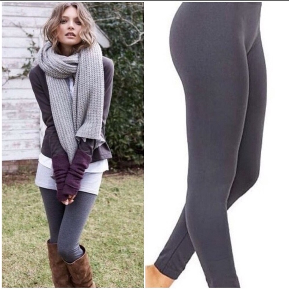 🎉HP🎉 Charcoal Fleece Lined Leggings